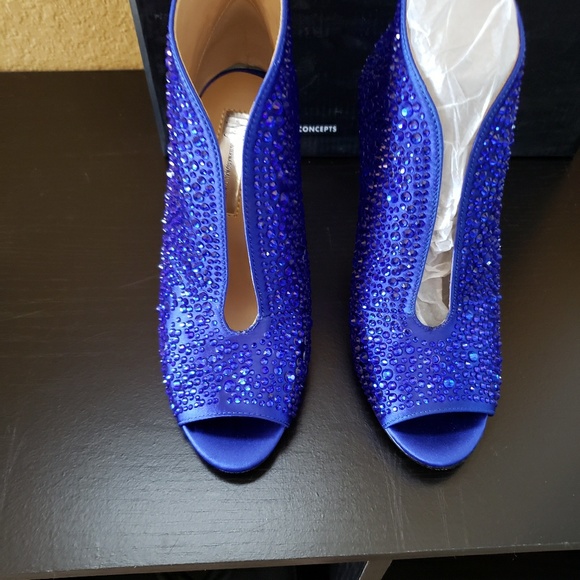 Booties - Picture 3 of 4